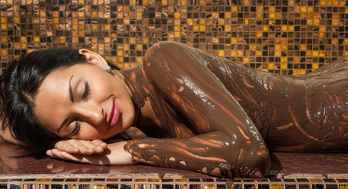 Top Class Escort service in Kolkata Pinkiahuja